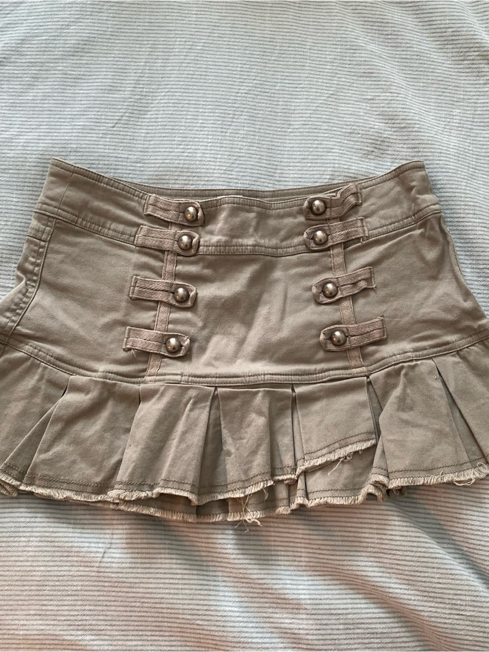 Y2K mini skirt